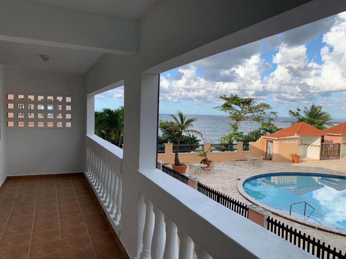 Villas De Costa Dorada Isabela Exterior photo